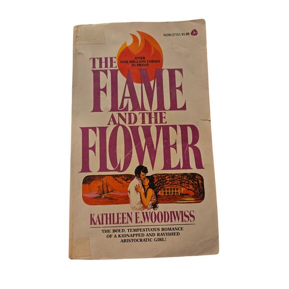 Kathleen Woodiwiss THE FLAME AND THE FLOWER Iconic Bodice Ripper Vtg Romance - Picture 1 of 8